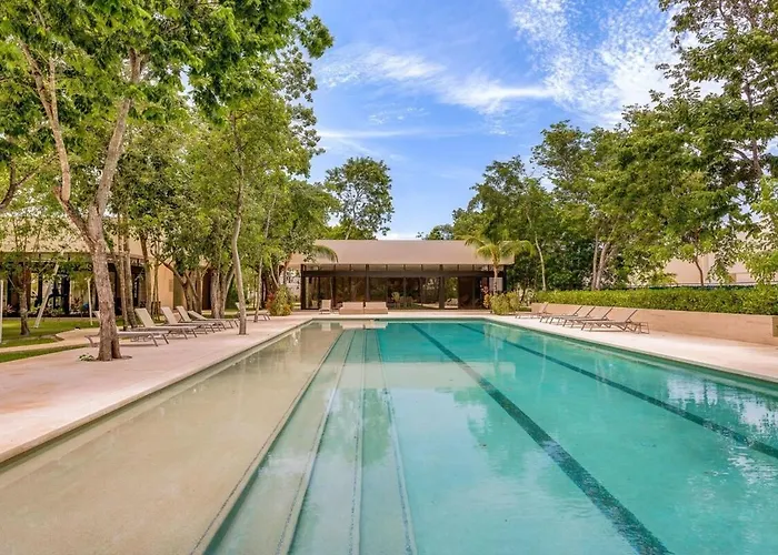 New Palmara Home With Pool And Paddle Court Gated