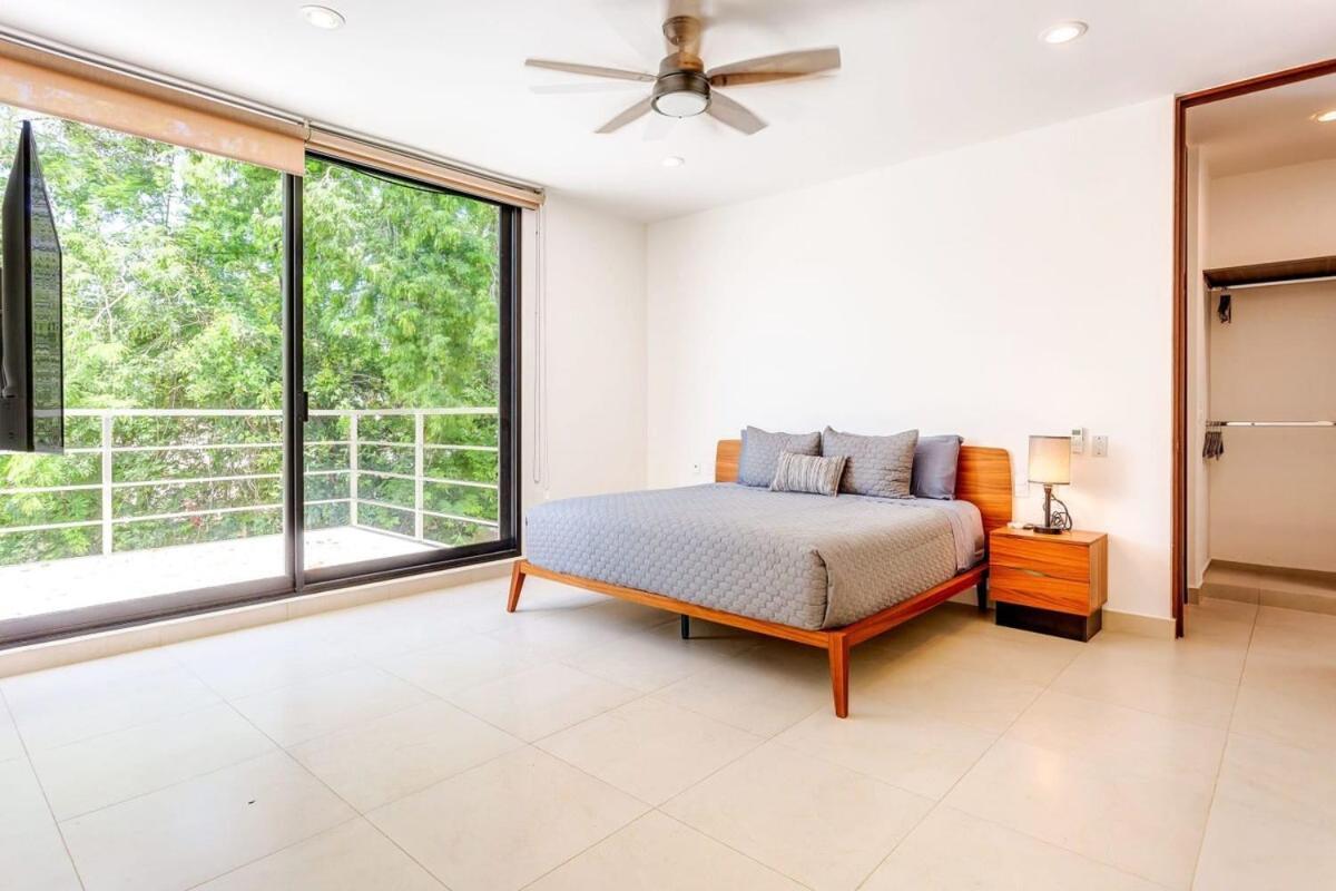 Сasa de vacaciones New Palmara With Pool And Paddle Court Gated Playa del Carmen