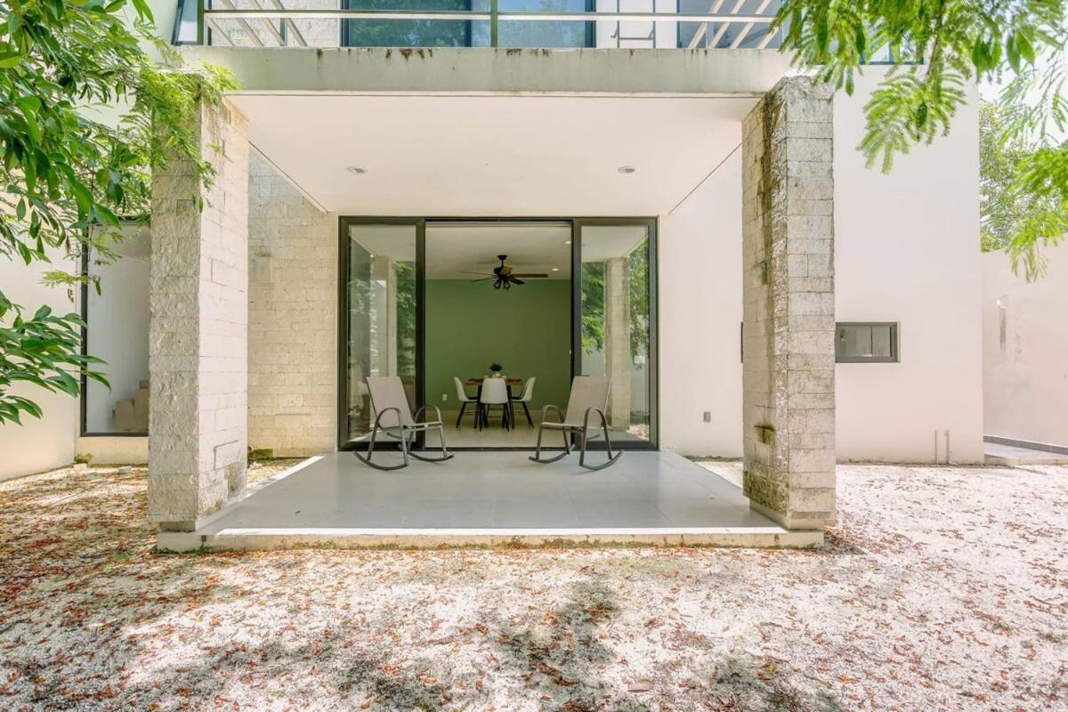 New Palmara With Pool And Paddle Court Gated Playa del Carmen